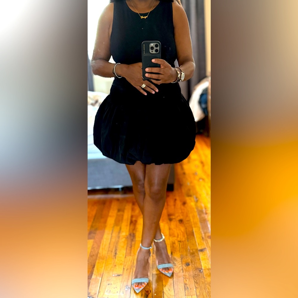 Elegant Black Sleeveless Dress